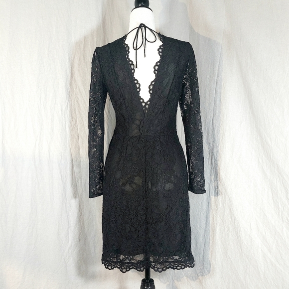 H&M black lace long-sleeved deep V sheath dress, 10, NWOT - Picture 3 of 7
